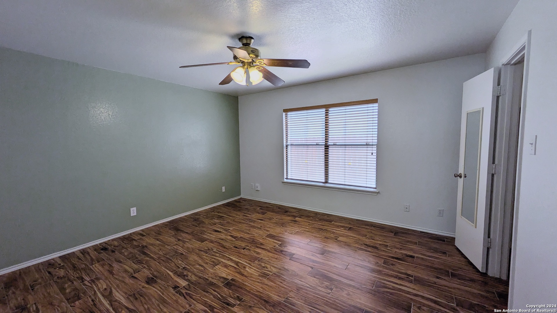 5015 Viking Coral San Antonio TX 78244