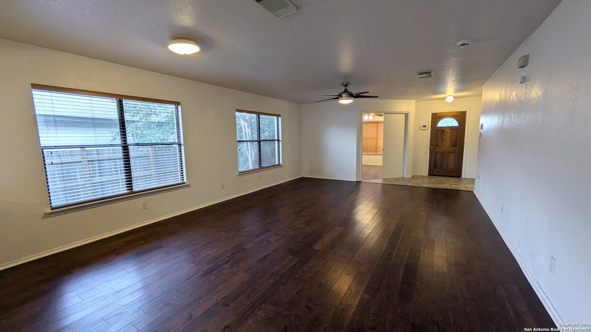 5015 Viking Coral San Antonio TX 78244