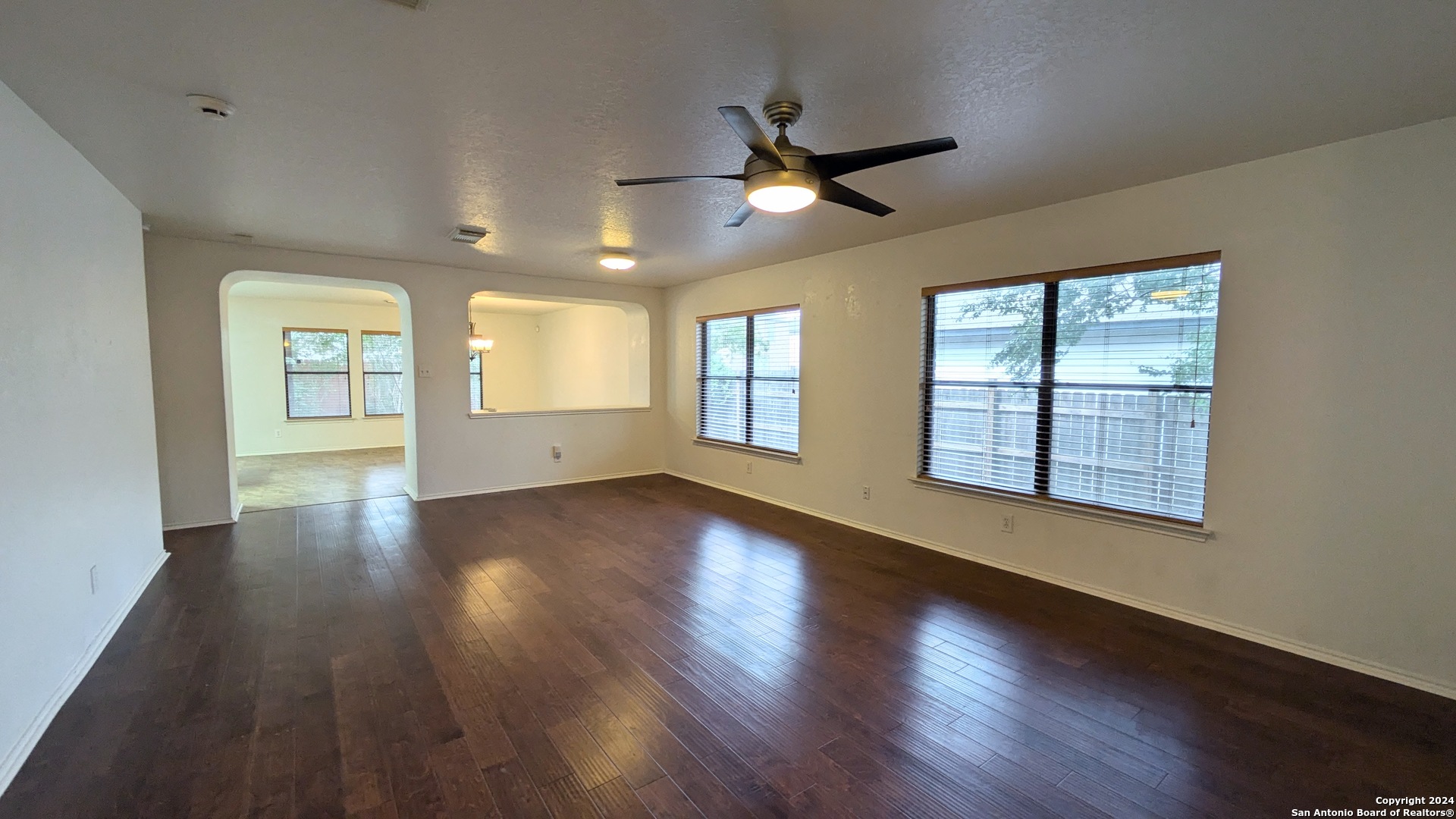 5015 Viking Coral San Antonio TX 78244