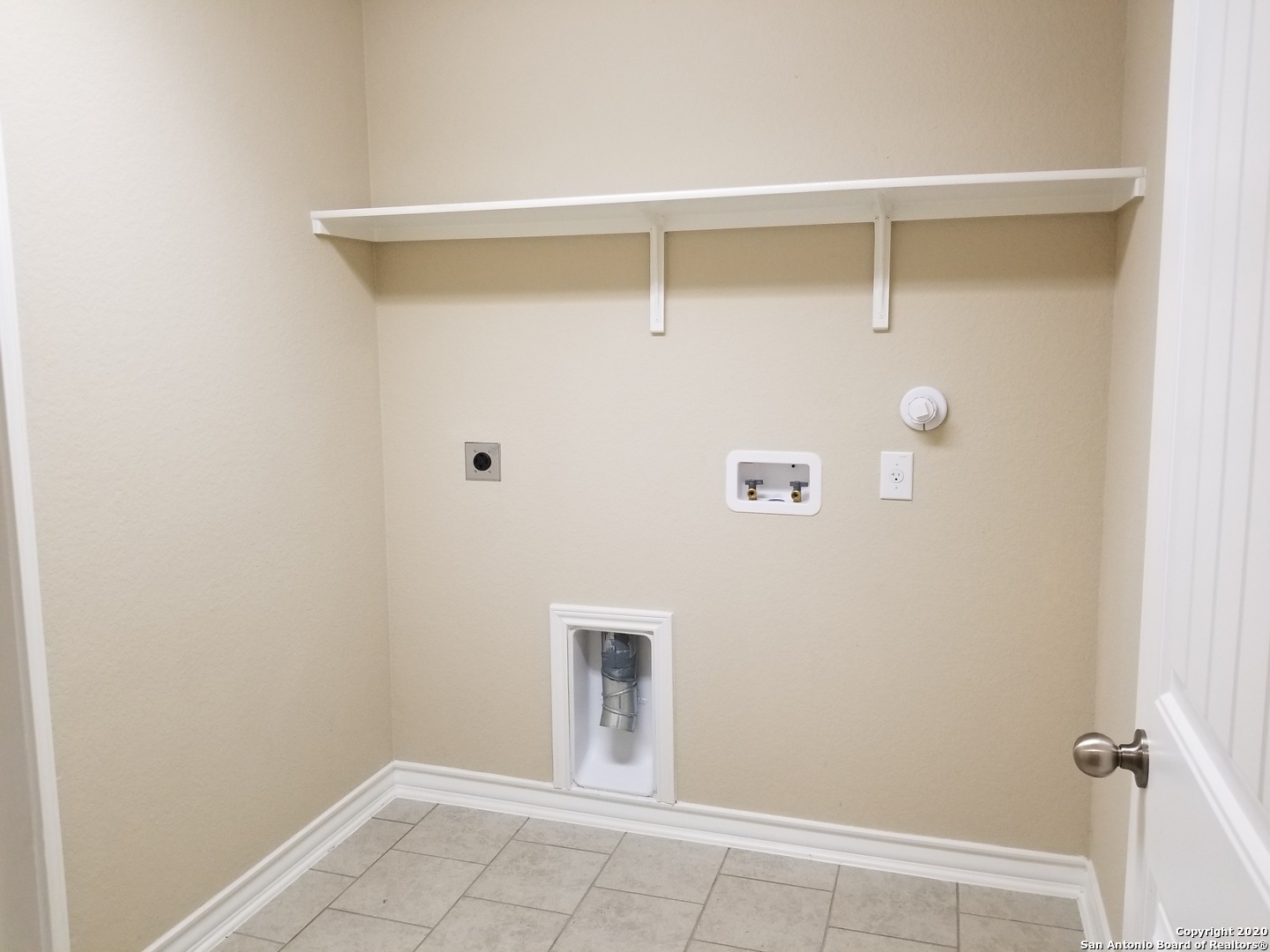 8711 Fischer Falls San Antonio TX 78254