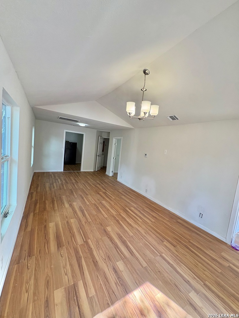 1225 Saltillo San Antonio TX 78207