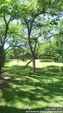 156 Verde Park Boulevard Center Point TX 78010
