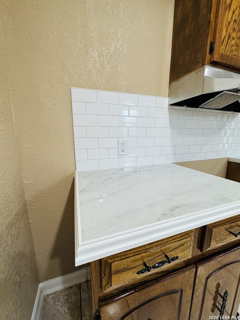 634 N San Joaquin San Antonio TX 78228