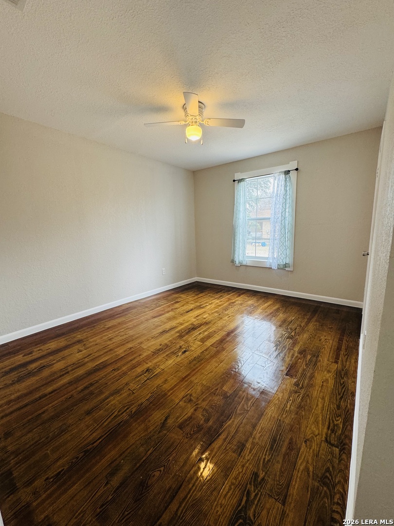 634 N San Joaquin San Antonio TX 78228