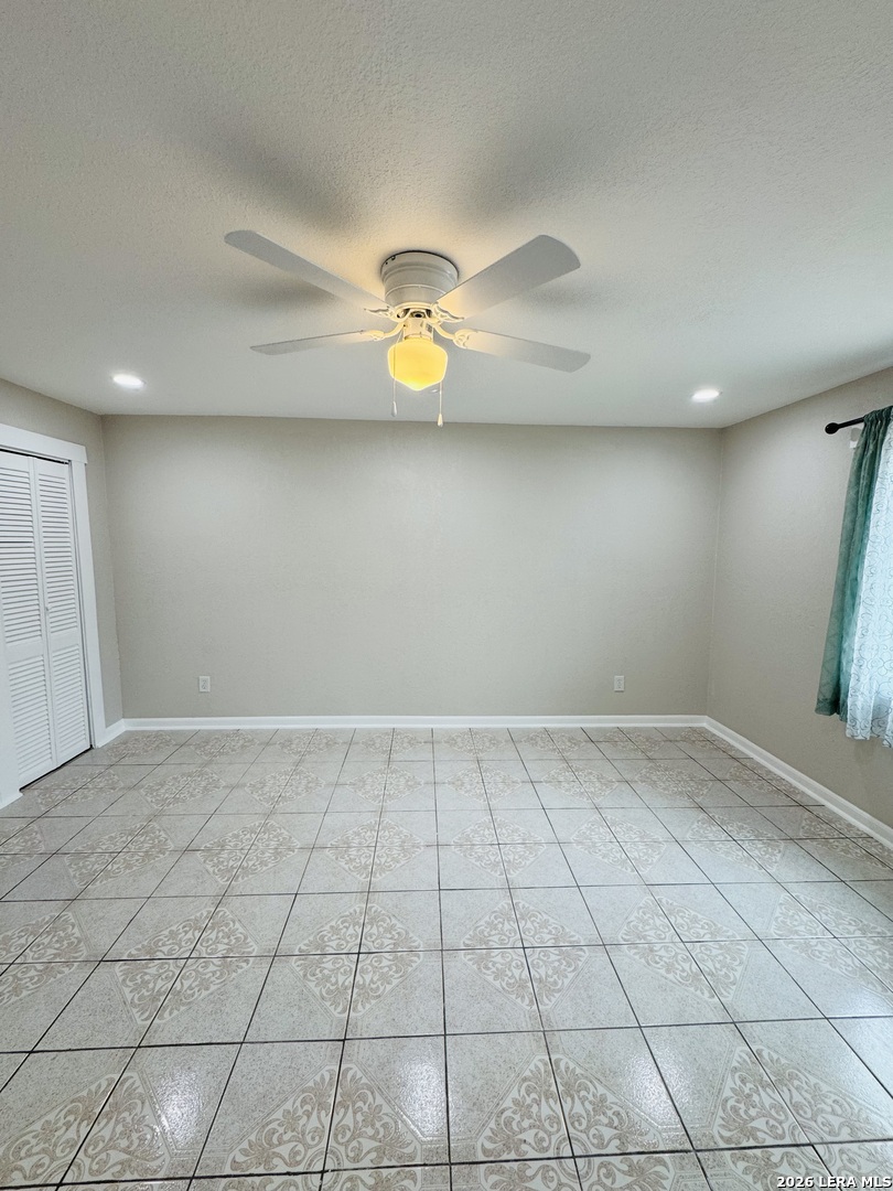 634 N San Joaquin San Antonio TX 78228