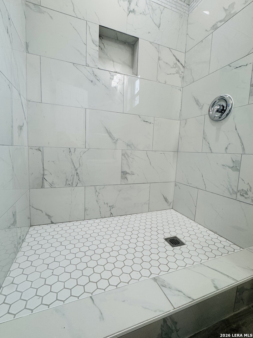 634 N San Joaquin San Antonio TX 78228