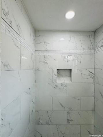 634 N San Joaquin San Antonio TX 78228