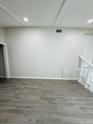 634 N San Joaquin San Antonio TX 78228
