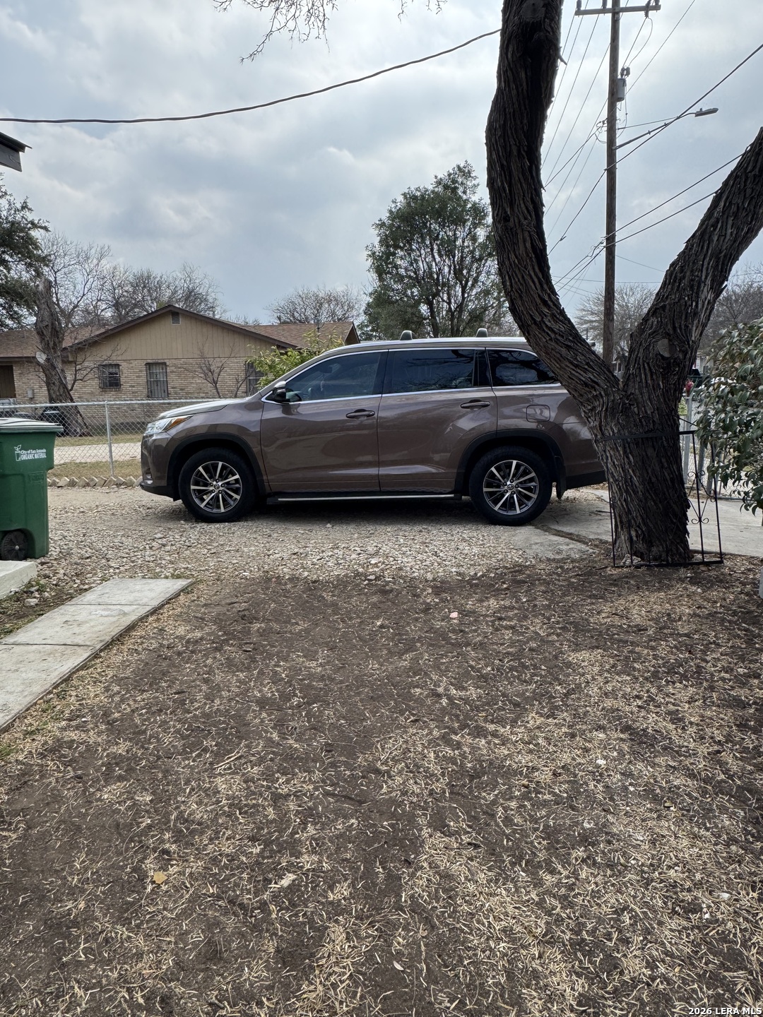 634 N San Joaquin San Antonio TX 78228