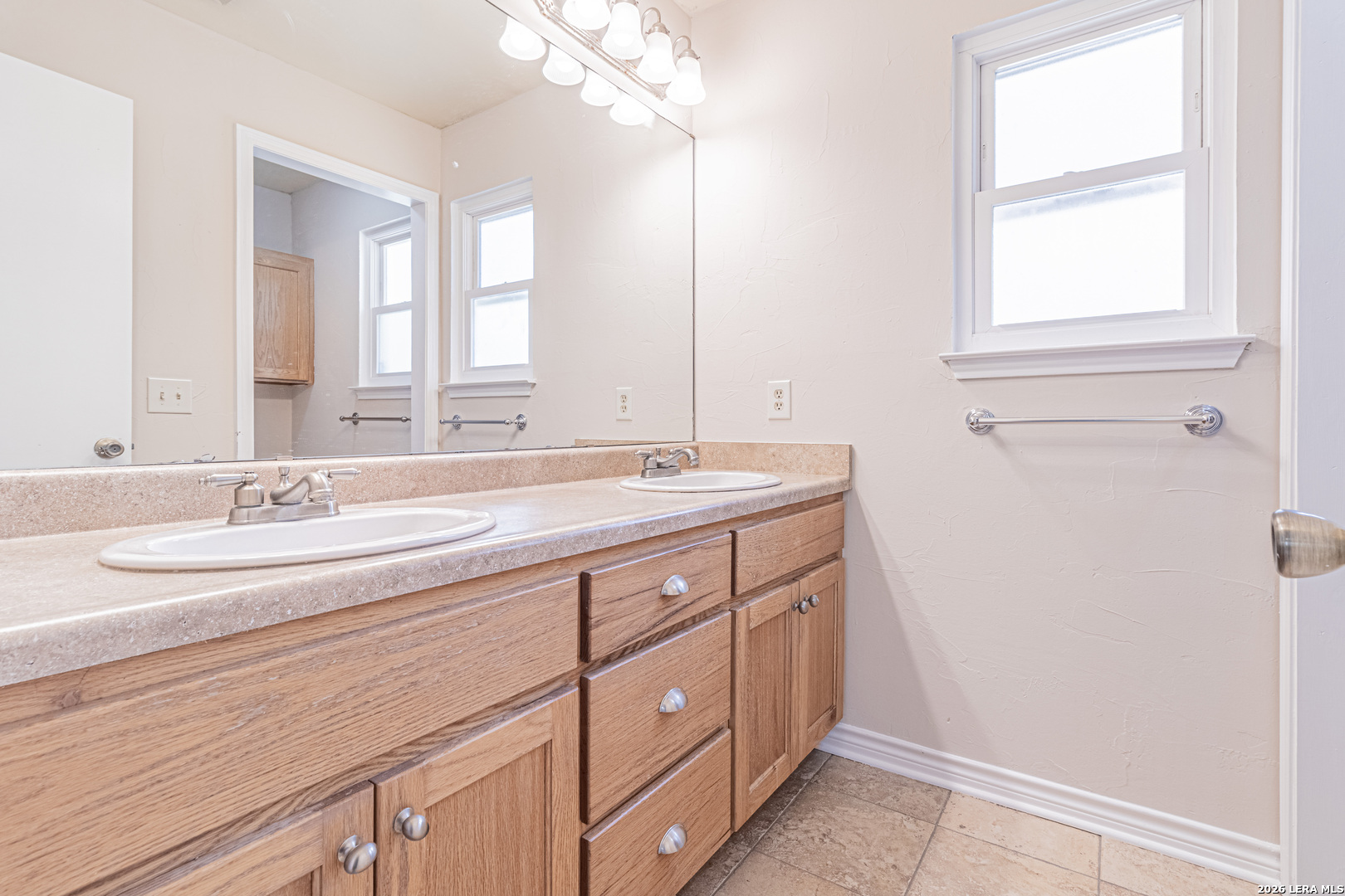 3403 Stoney Country San Antonio TX 78247