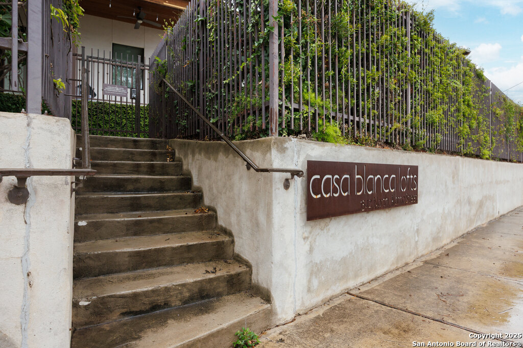 1542 N Alamo Street San Antonio TX 78215