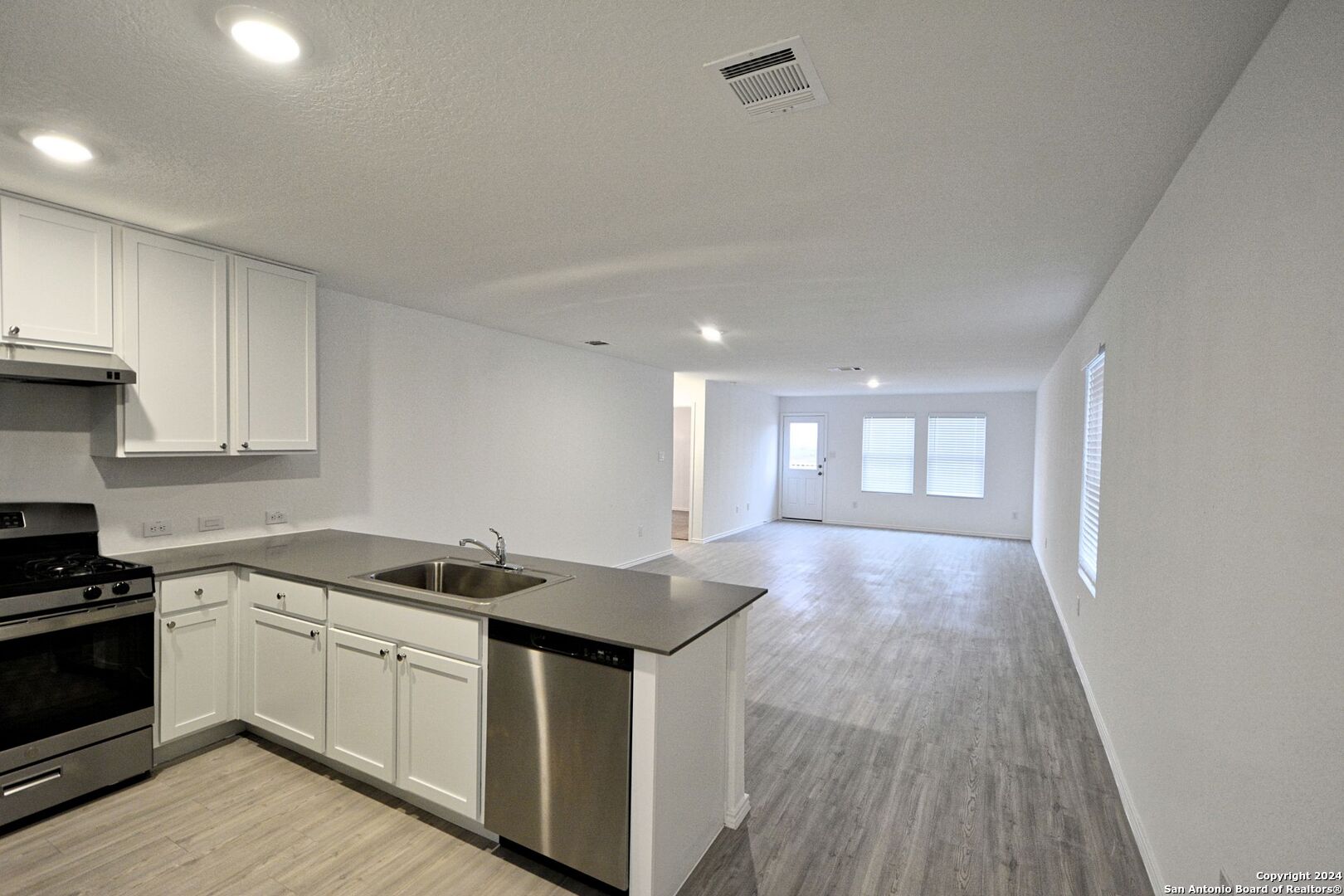 1607 Knoll Ridge New Braunfels TX 78130