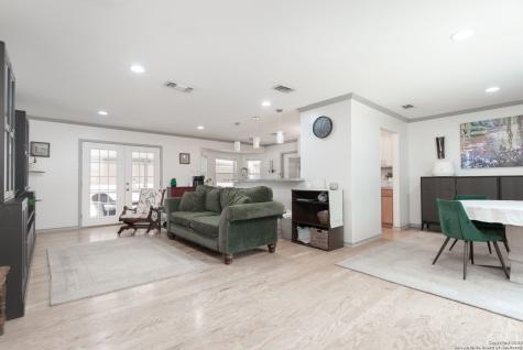2902 Sir Phillip Drive San Antonio TX 78209