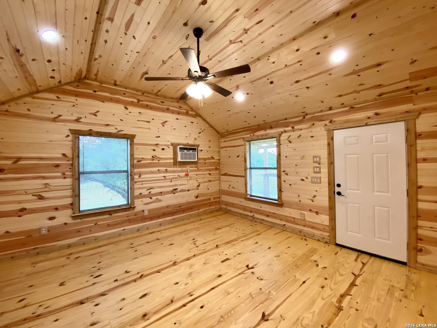 624 Deer Creek W Pipe Creek TX 78063