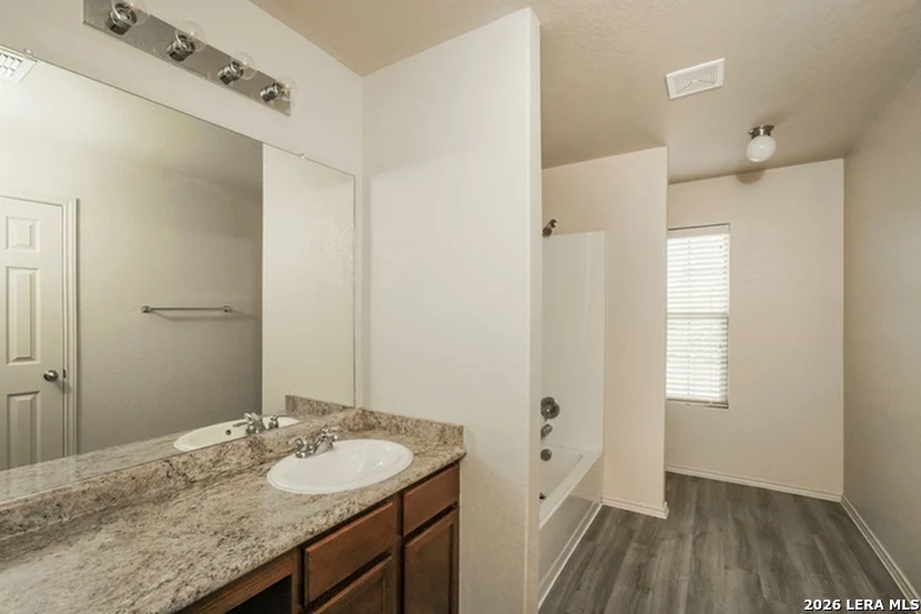 7026 Heathers Pond San Antonio TX 78244
