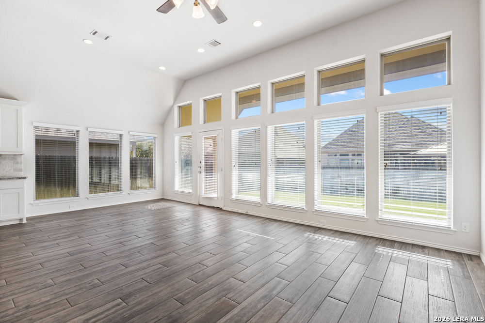 9114 Yearling Street San Antonio TX 78254