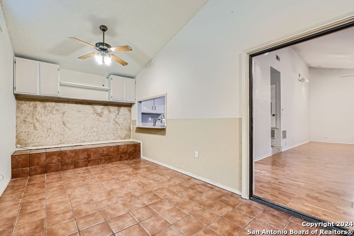 6422 Honey Hill San Antonio TX 78229