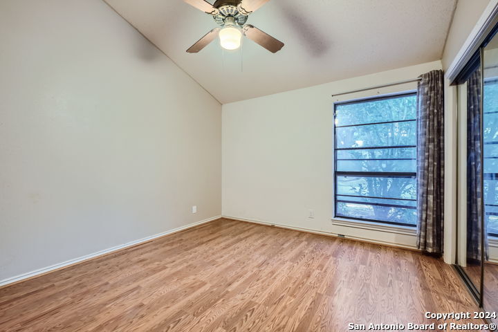 6422 Honey Hill San Antonio TX 78229