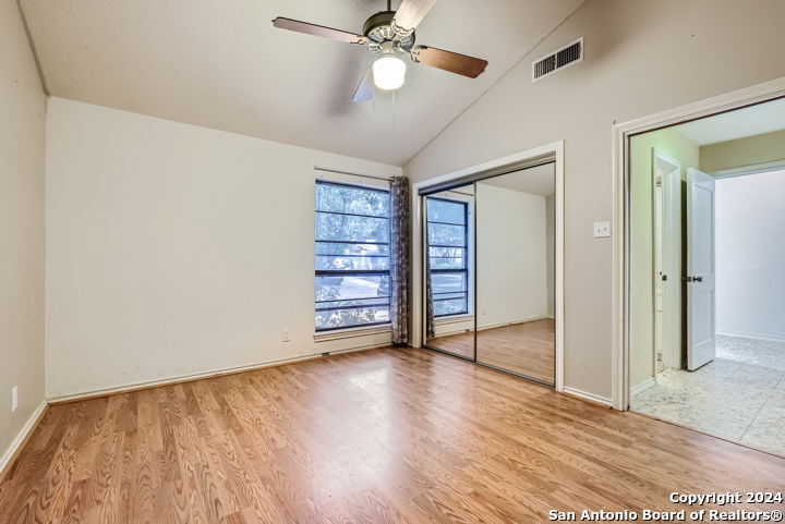6422 Honey Hill San Antonio TX 78229