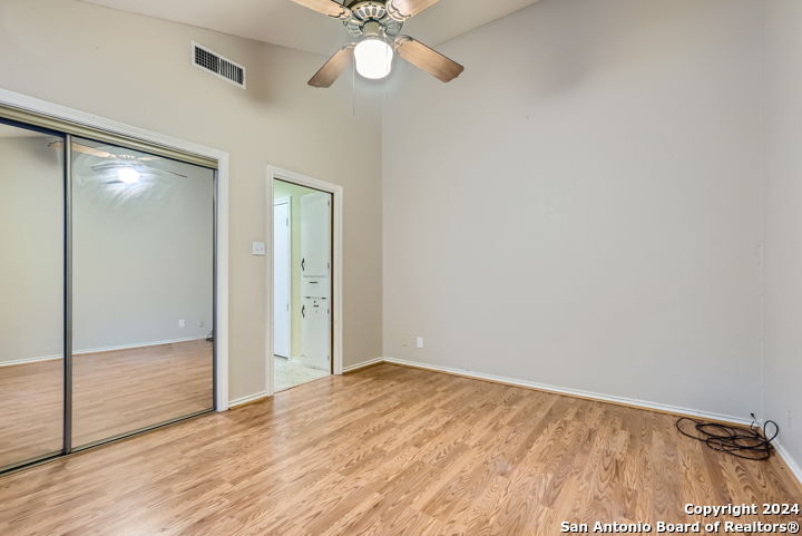 6422 Honey Hill San Antonio TX 78229