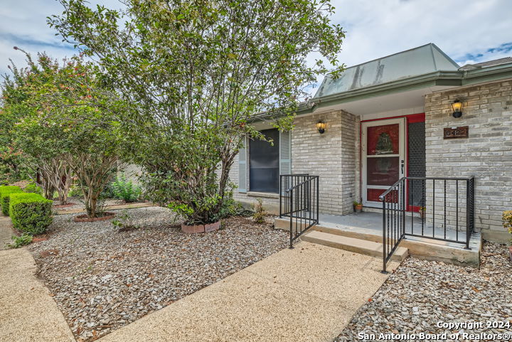 6422 Honey Hill San Antonio TX 78229