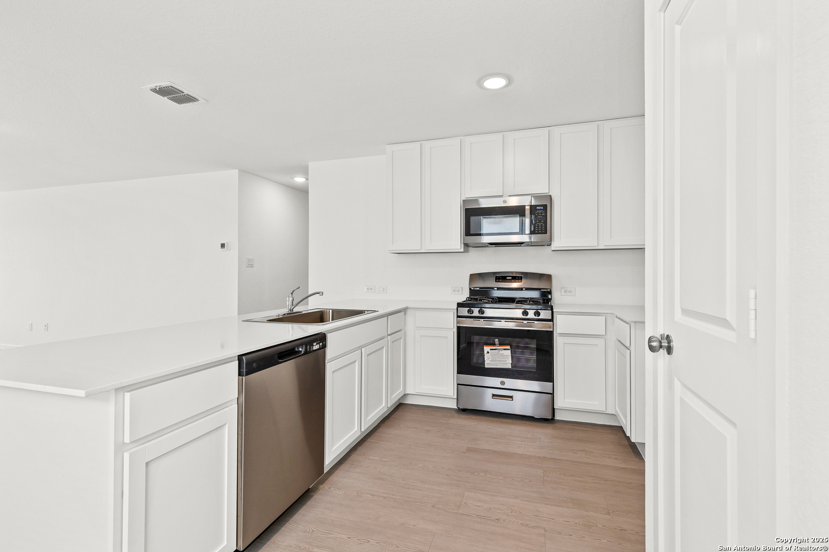 5206 Morgan Crest San Antonio TX 78253