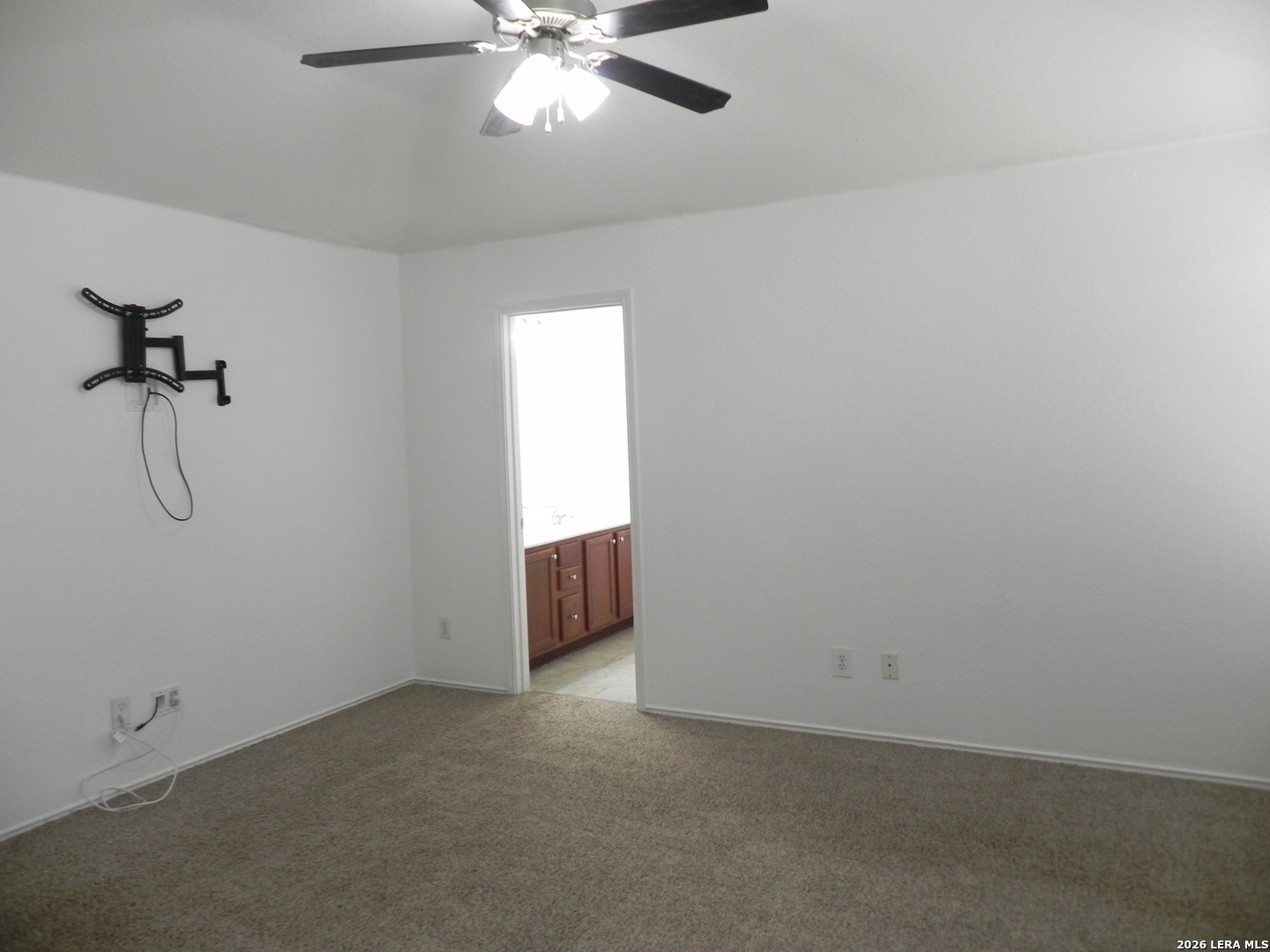 8539 Lone Shadow Trail Converse TX 78109