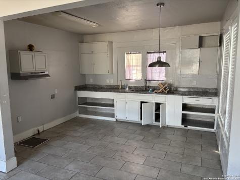 838 King Avenue San Antonio TX 78211