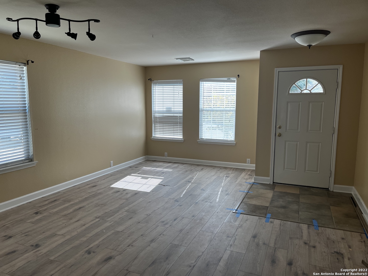 1707 Mountain Brook Schertz TX 78154