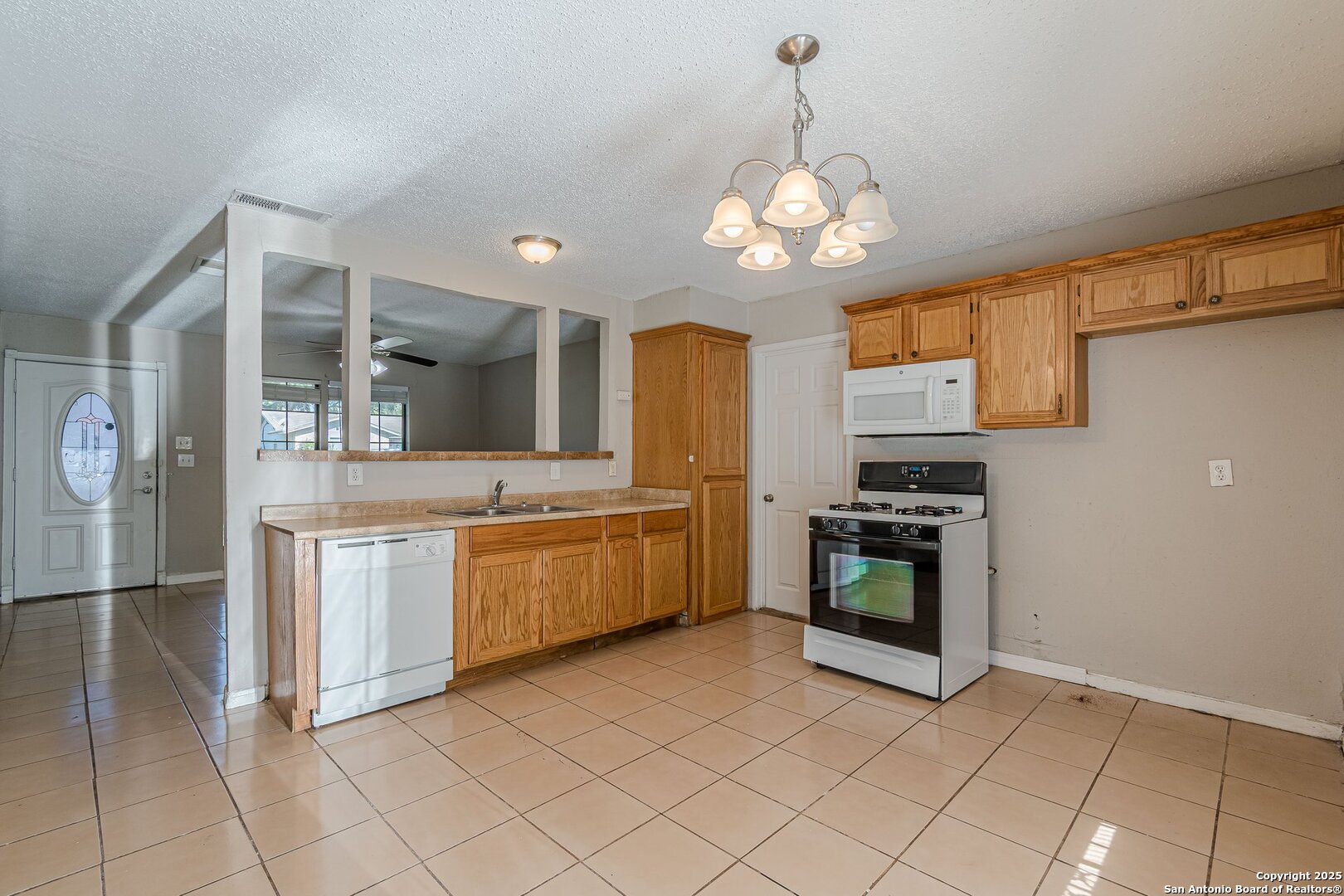 8414 Standing Rock Street San Antonio TX 78242