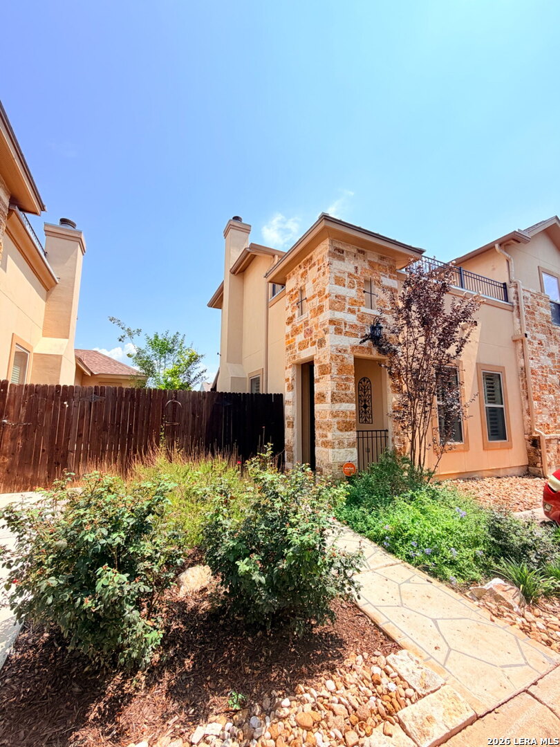 5923 Whitby San Antonio TX 78240