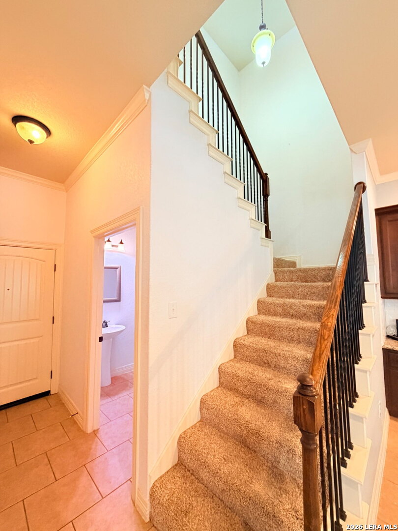 5923 Whitby San Antonio TX 78240
