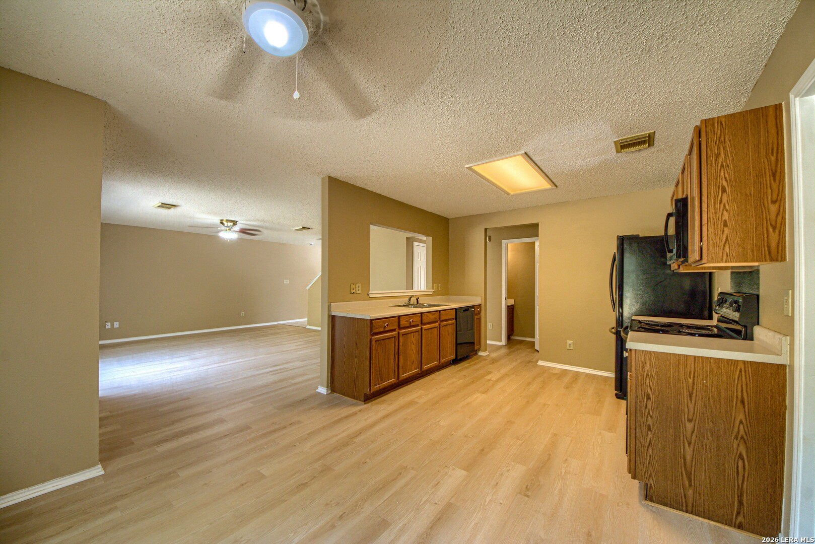 10214 Mission Creek Converse TX 78109