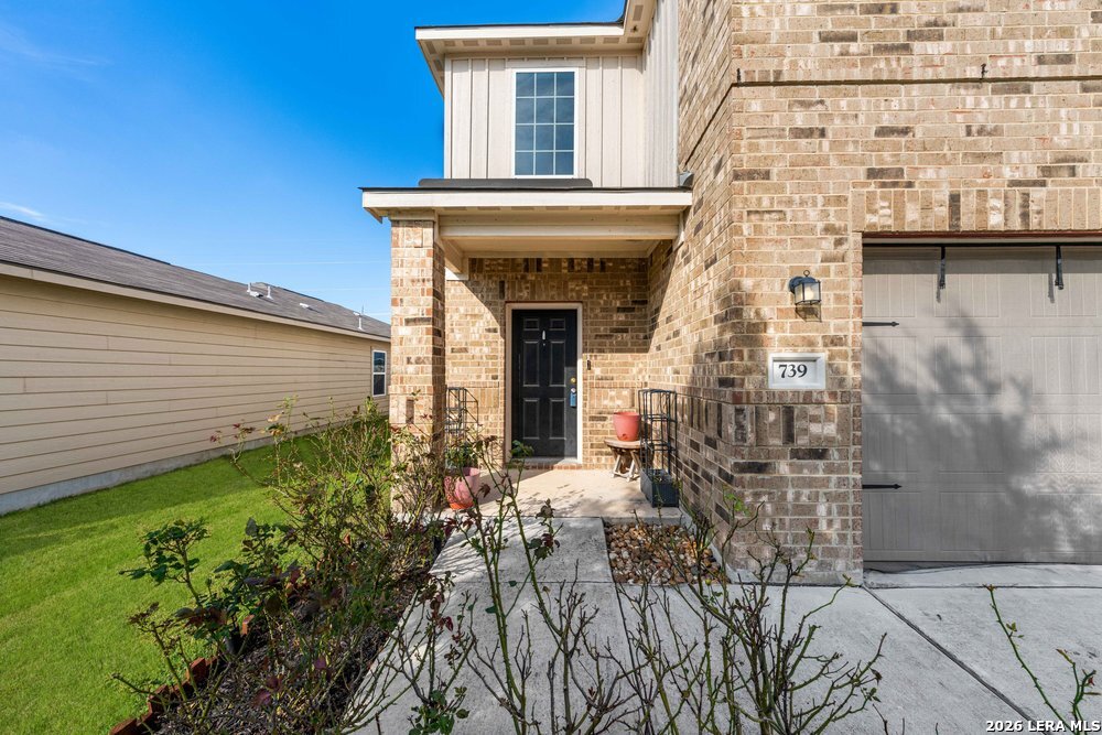 739 Veloway Trail New Braunfels TX 78132