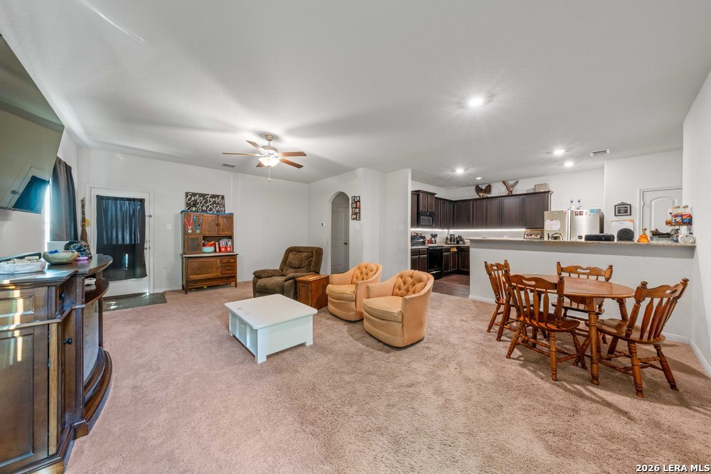 739 Veloway Trail New Braunfels TX 78132