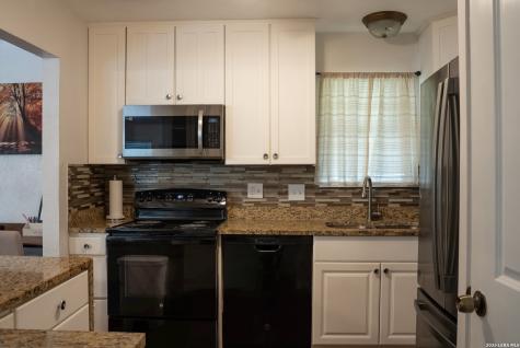 8402 Cimarron Drive San Antonio TX 78218
