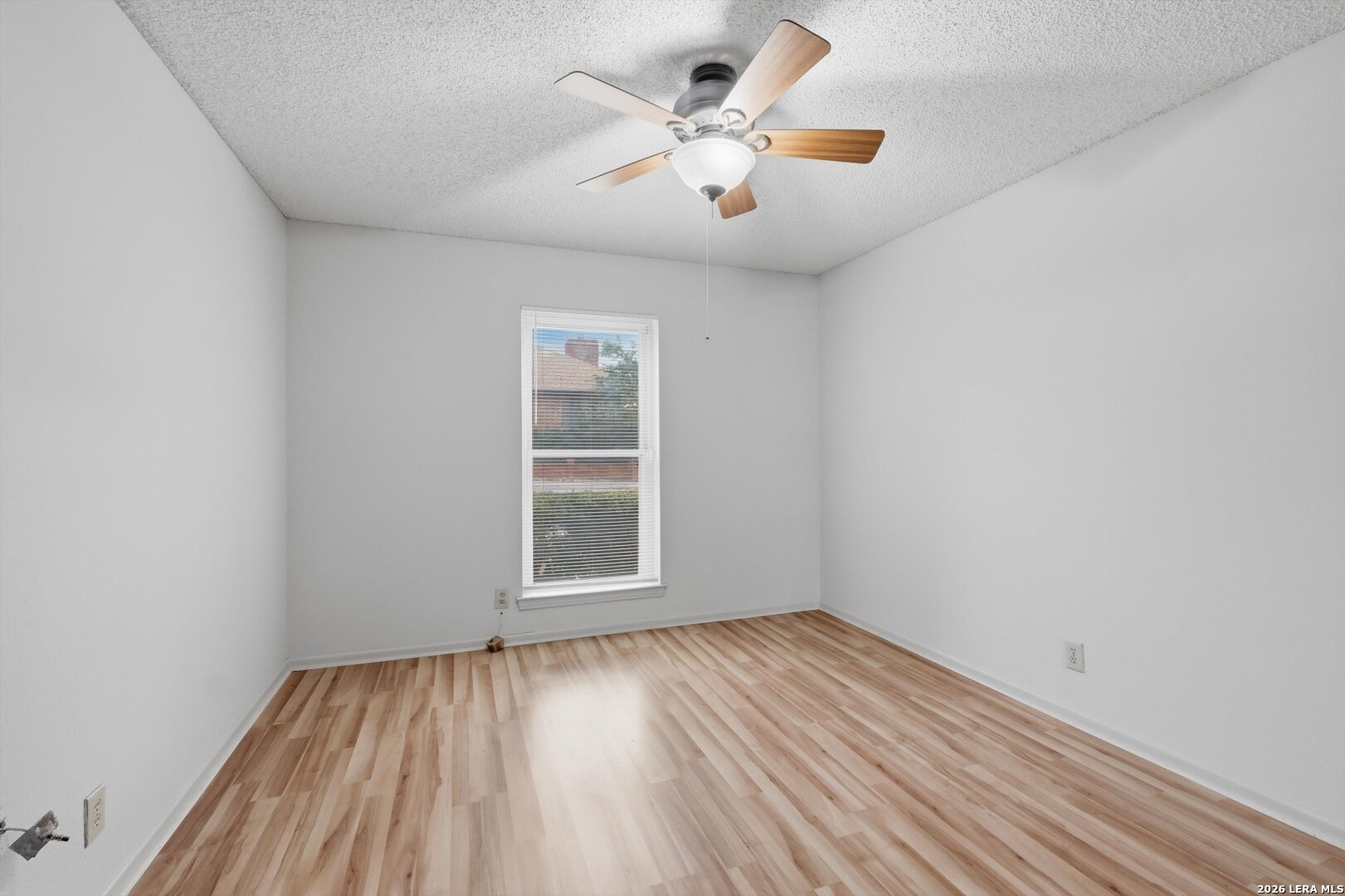 6118 Windy Knoll Windcrest TX 78239