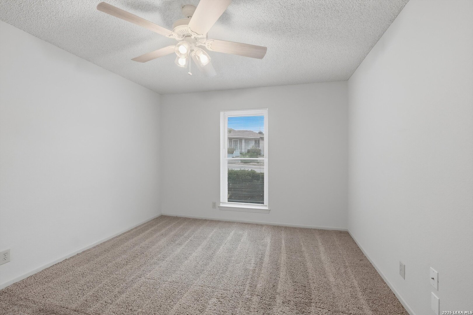 6118 Windy Knoll Windcrest TX 78239