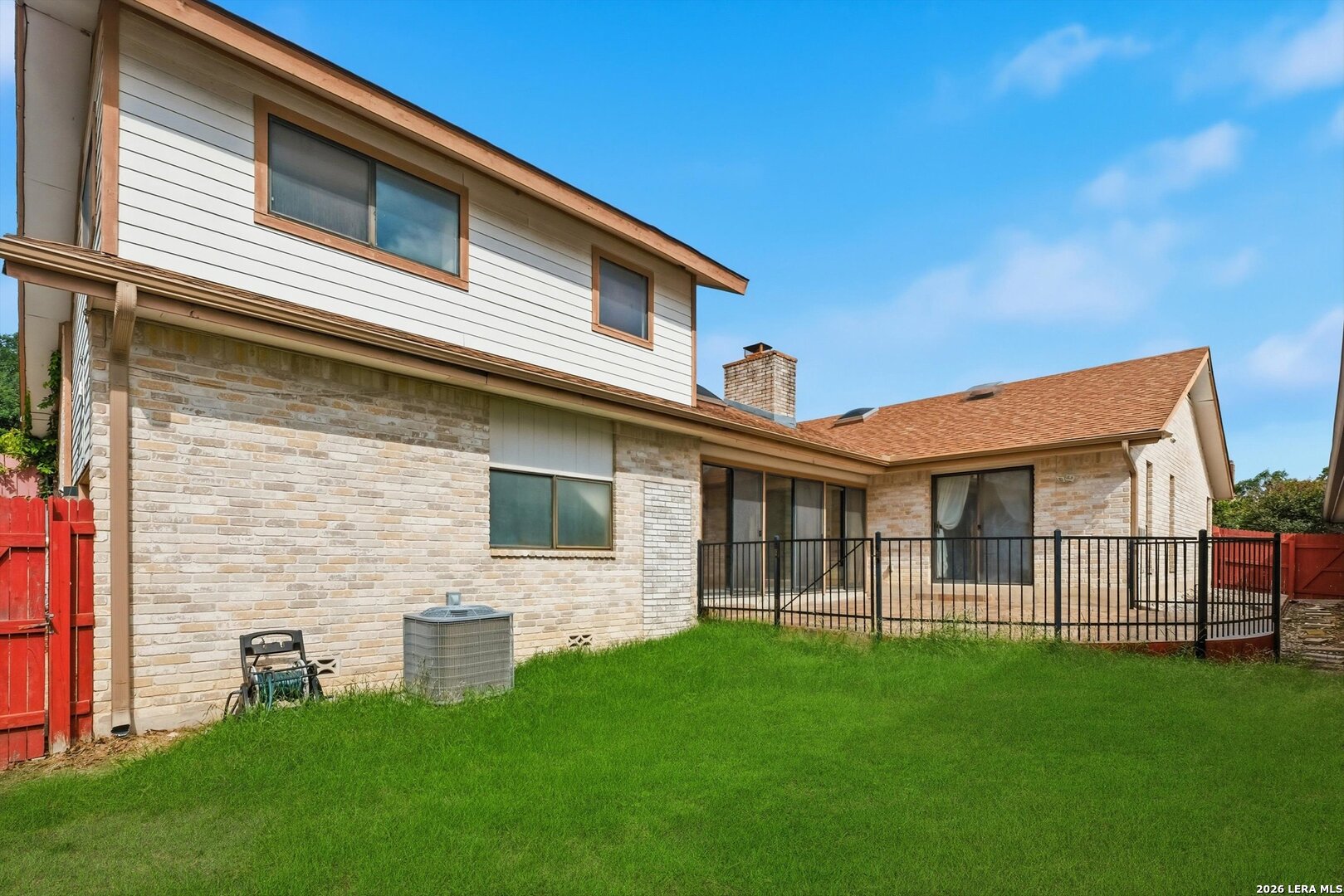 6118 Windy Knoll Windcrest TX 78239