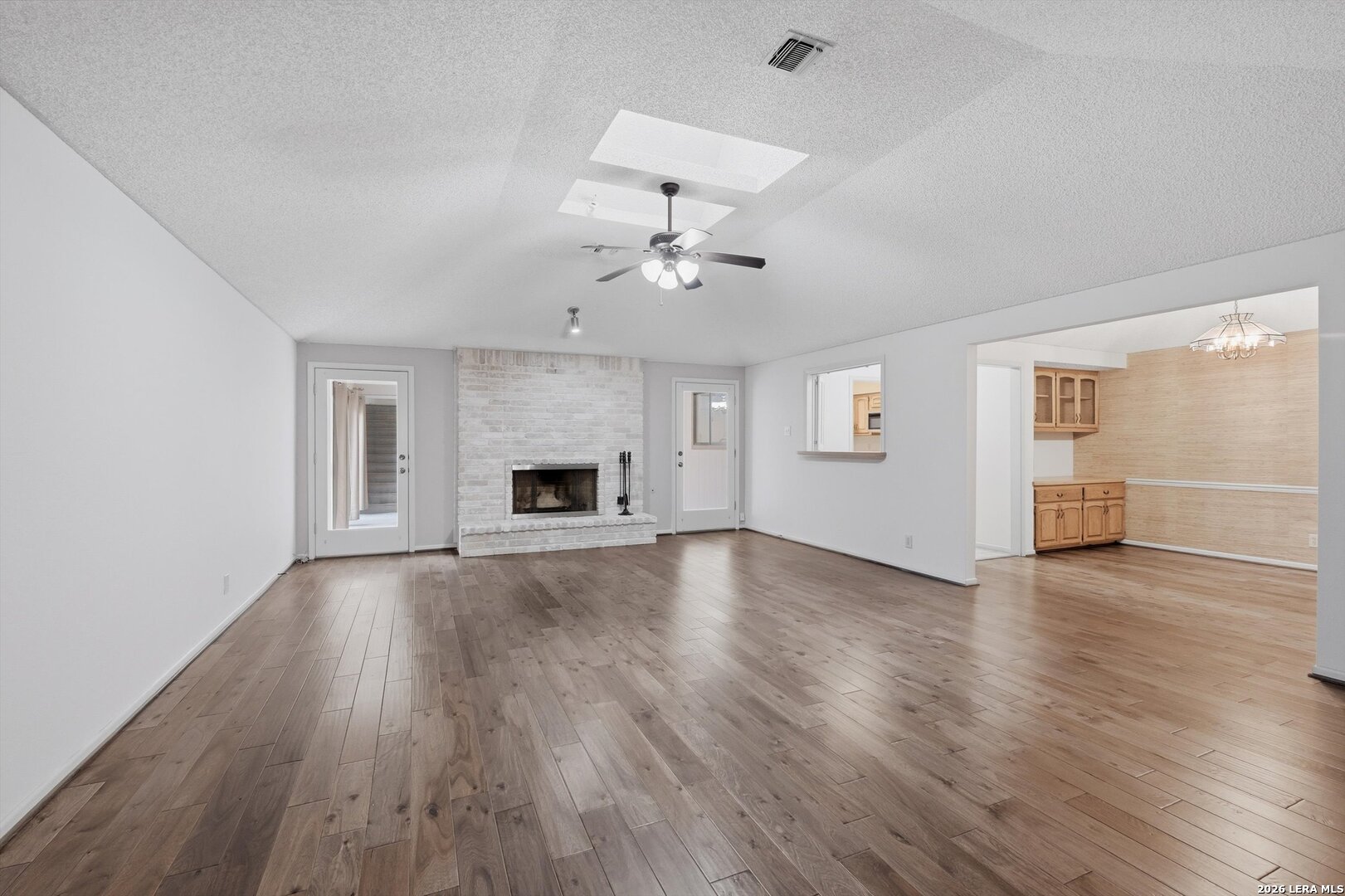 6118 Windy Knoll Windcrest TX 78239