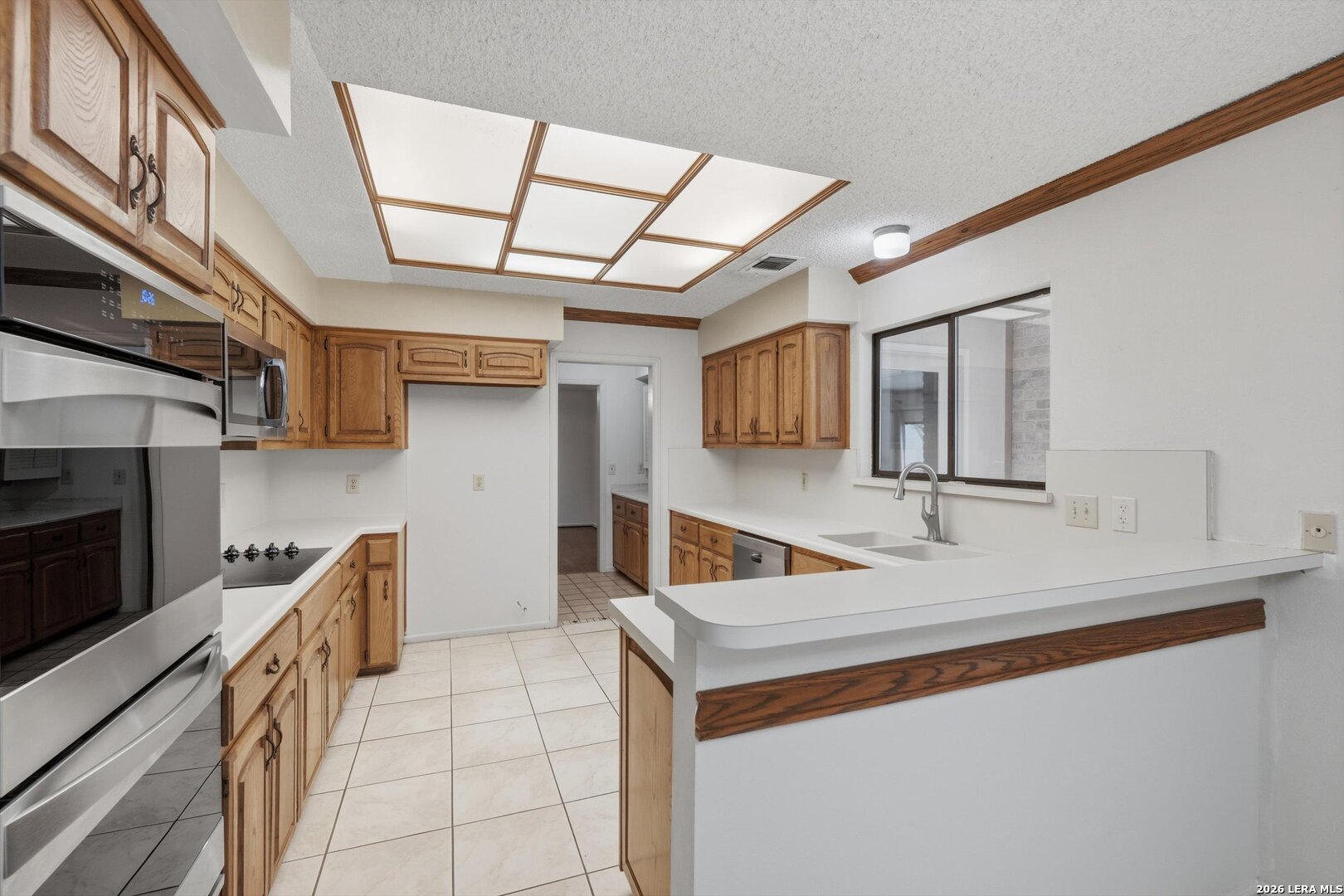 6118 Windy Knoll Windcrest TX 78239