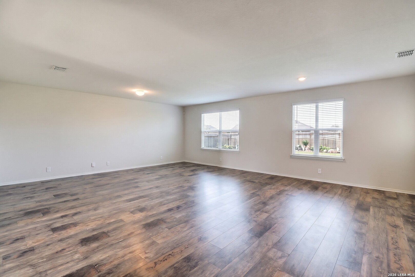 6211 Beech Trail Drive Converse TX 78109