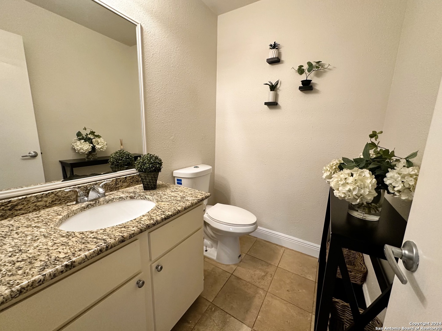 8533 Echo Creek Lane San Antonio TX 78240