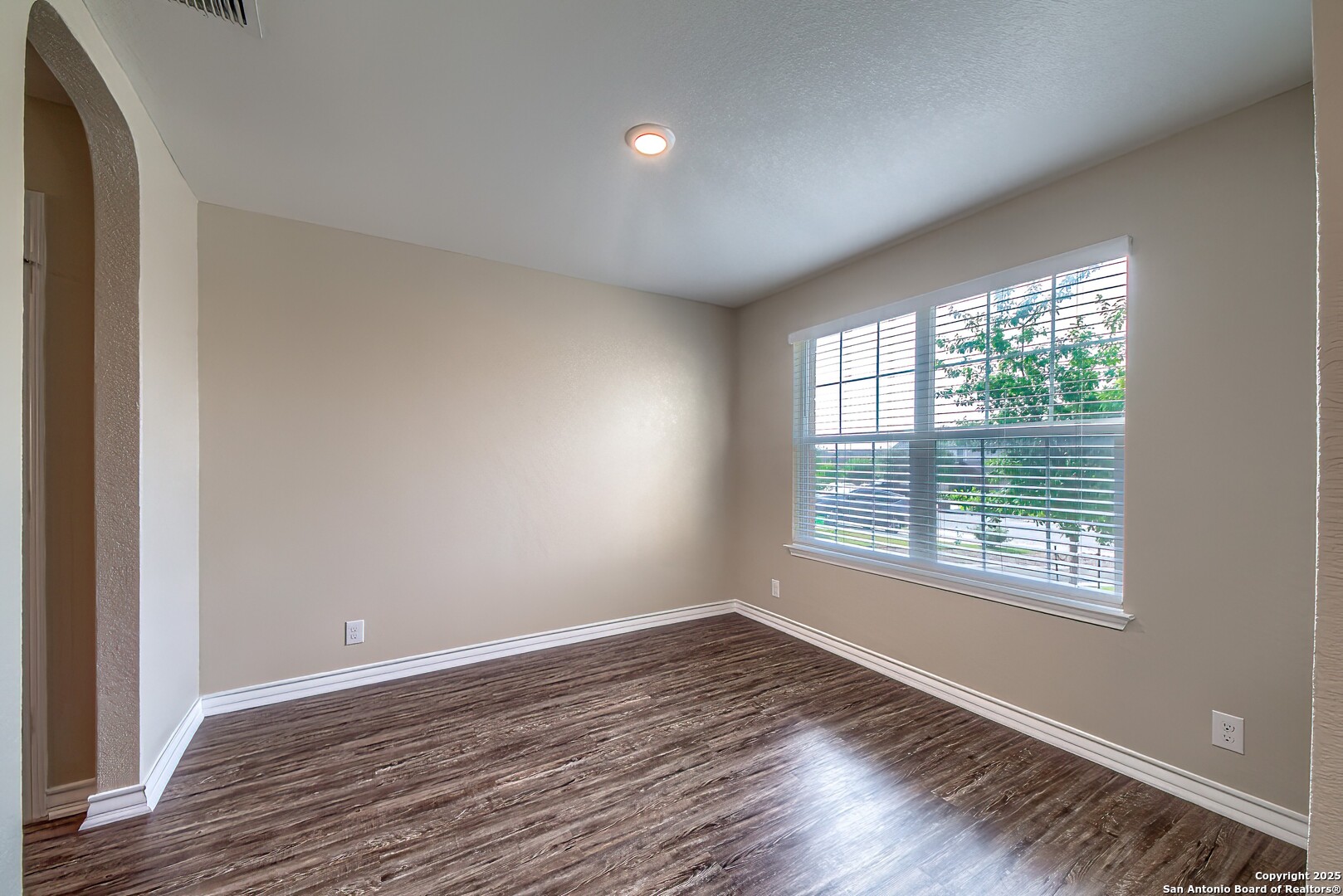 815 Red Crossbill San Antonio TX 78253