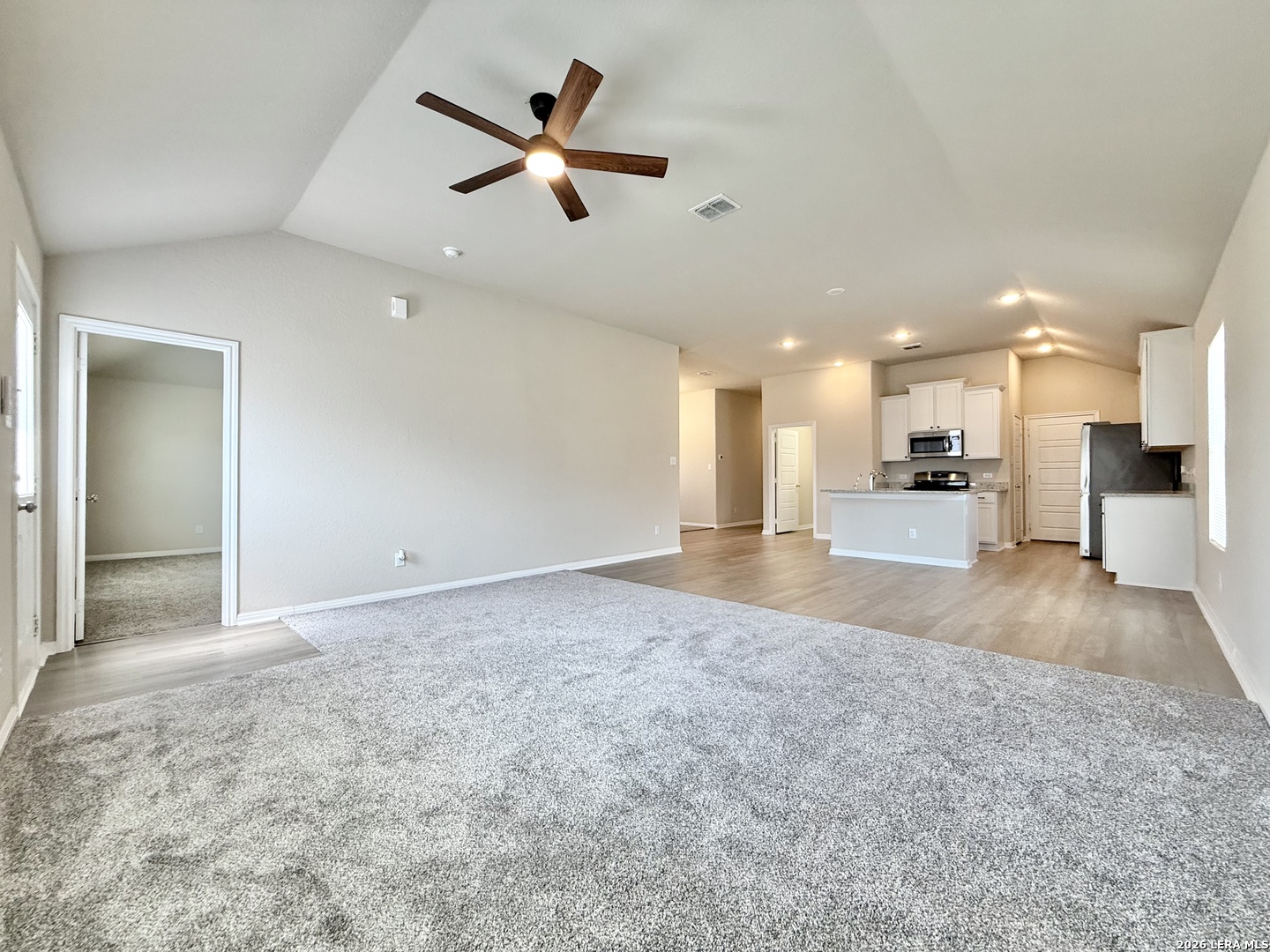 6851 Titan Park Converse TX 78109