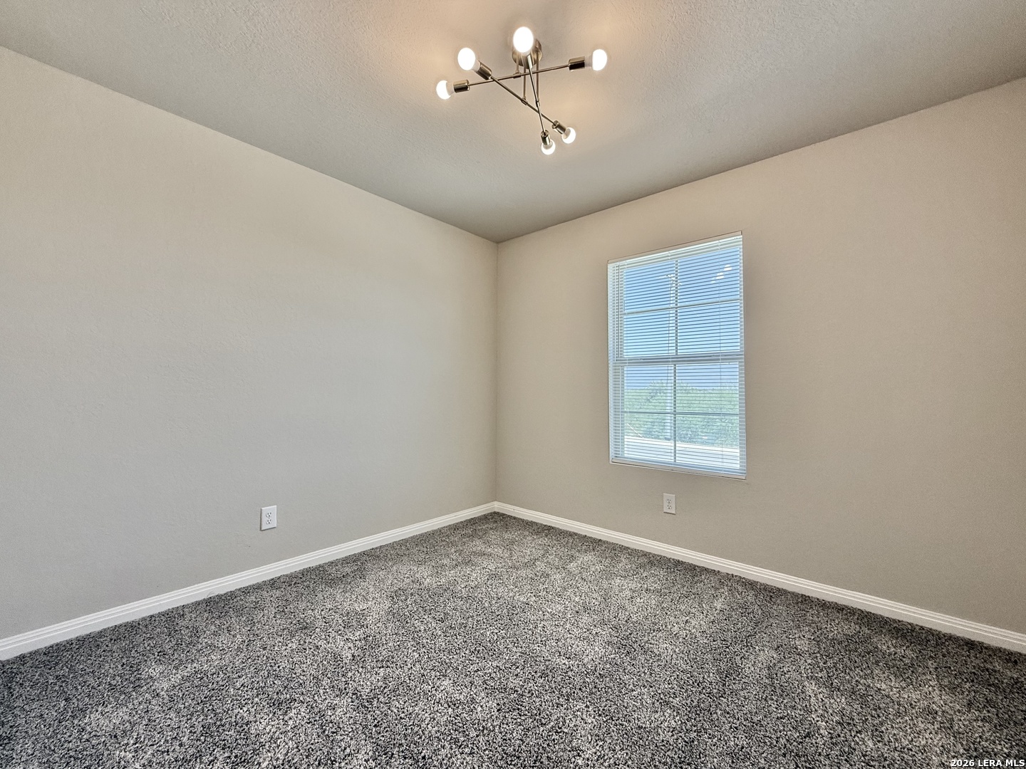6851 Titan Park Converse TX 78109