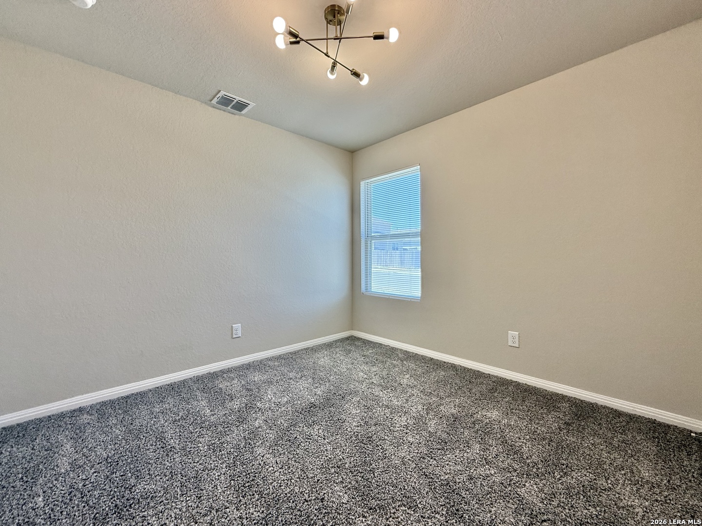 6851 Titan Park Converse TX 78109
