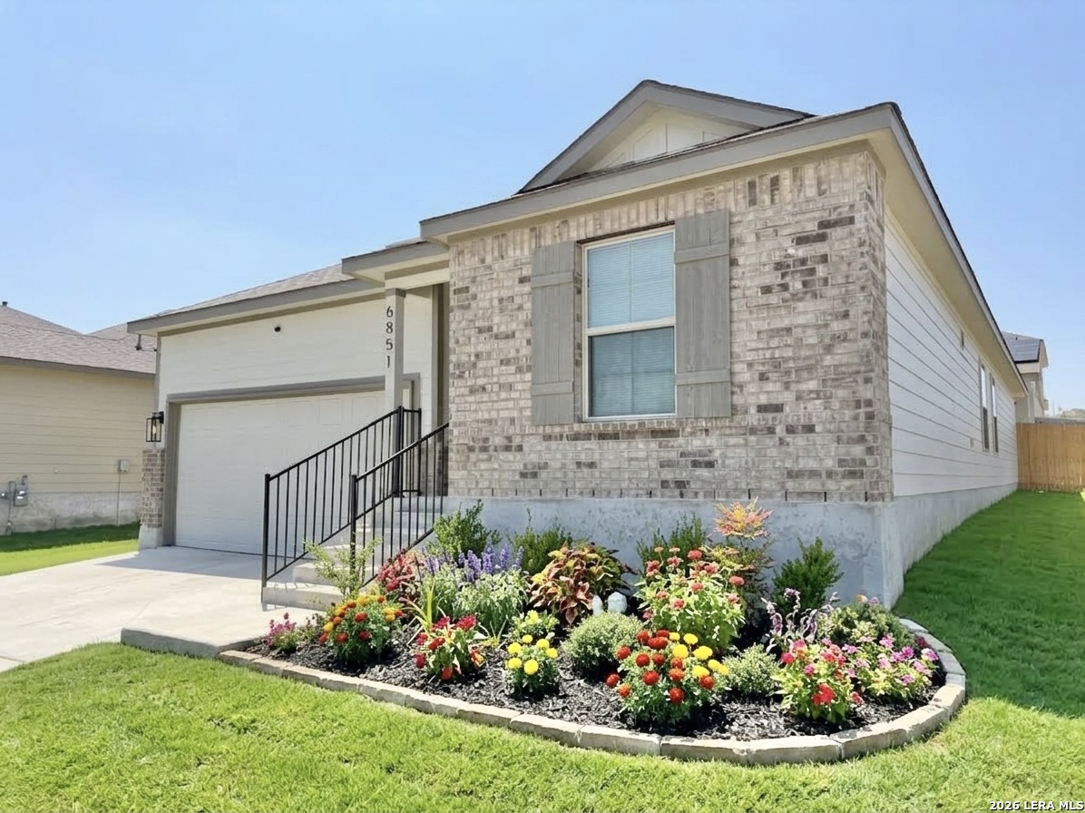 6851 Titan Park Converse TX 78109
