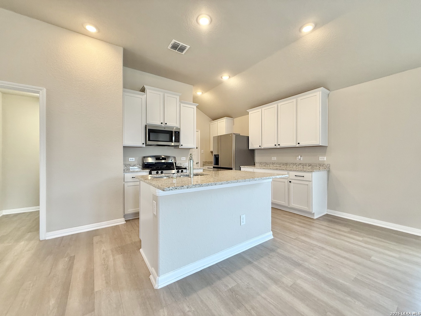 6851 Titan Park Converse TX 78109