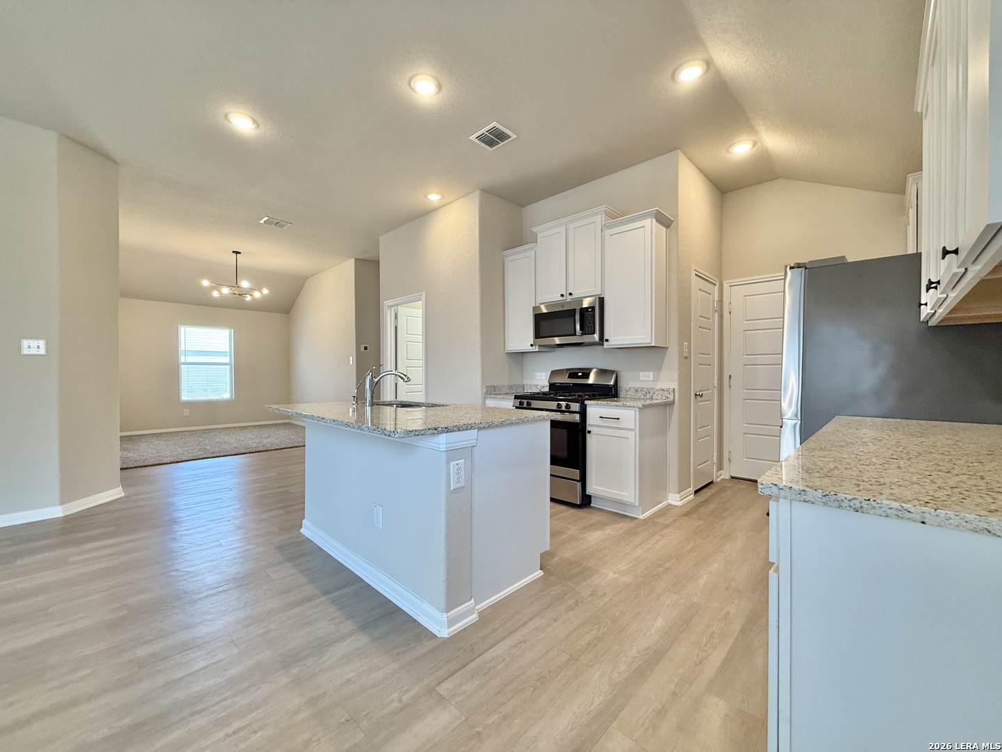 6851 Titan Park Converse TX 78109